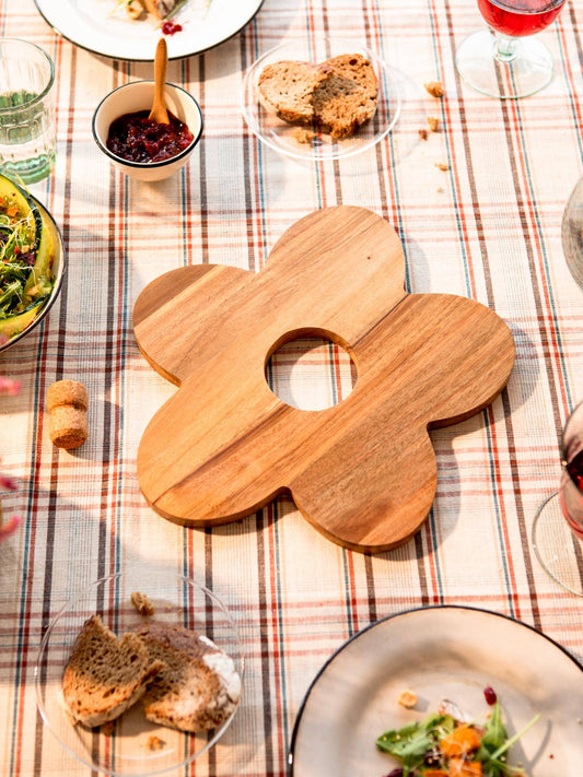 Daisy Serving Board